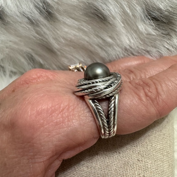 David Yurman Tahitian Pearl Diamond Crossover Ring - Picture 13 of 13